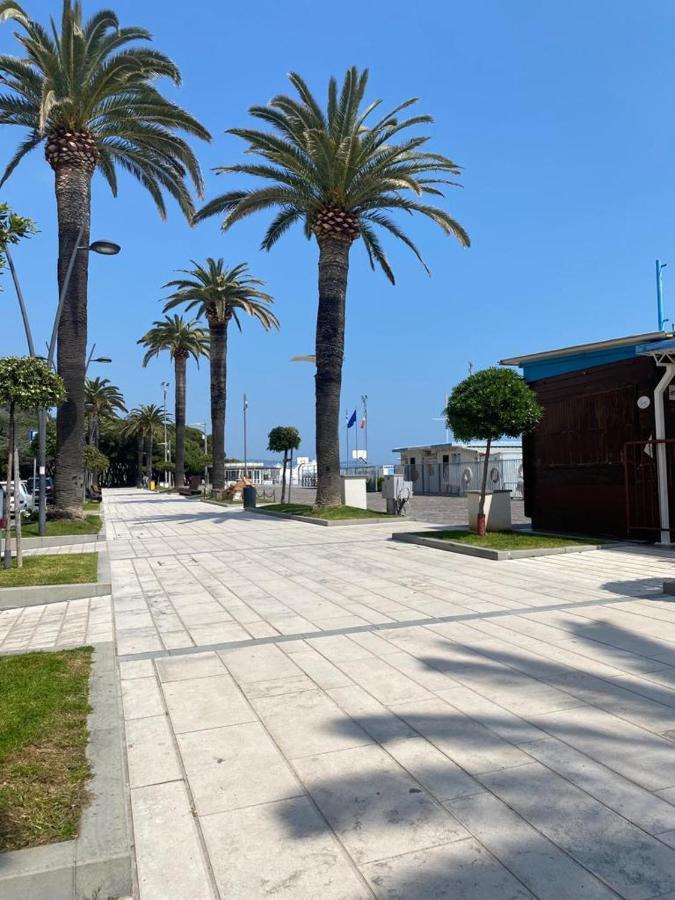 Villa Paolina Ceriale - App. 4 Posti Eksteriør billede
